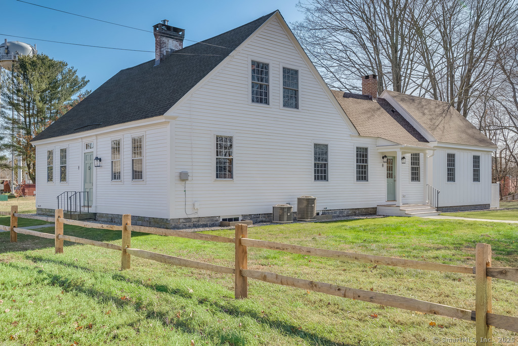 8 Main Street Essex CT 06426