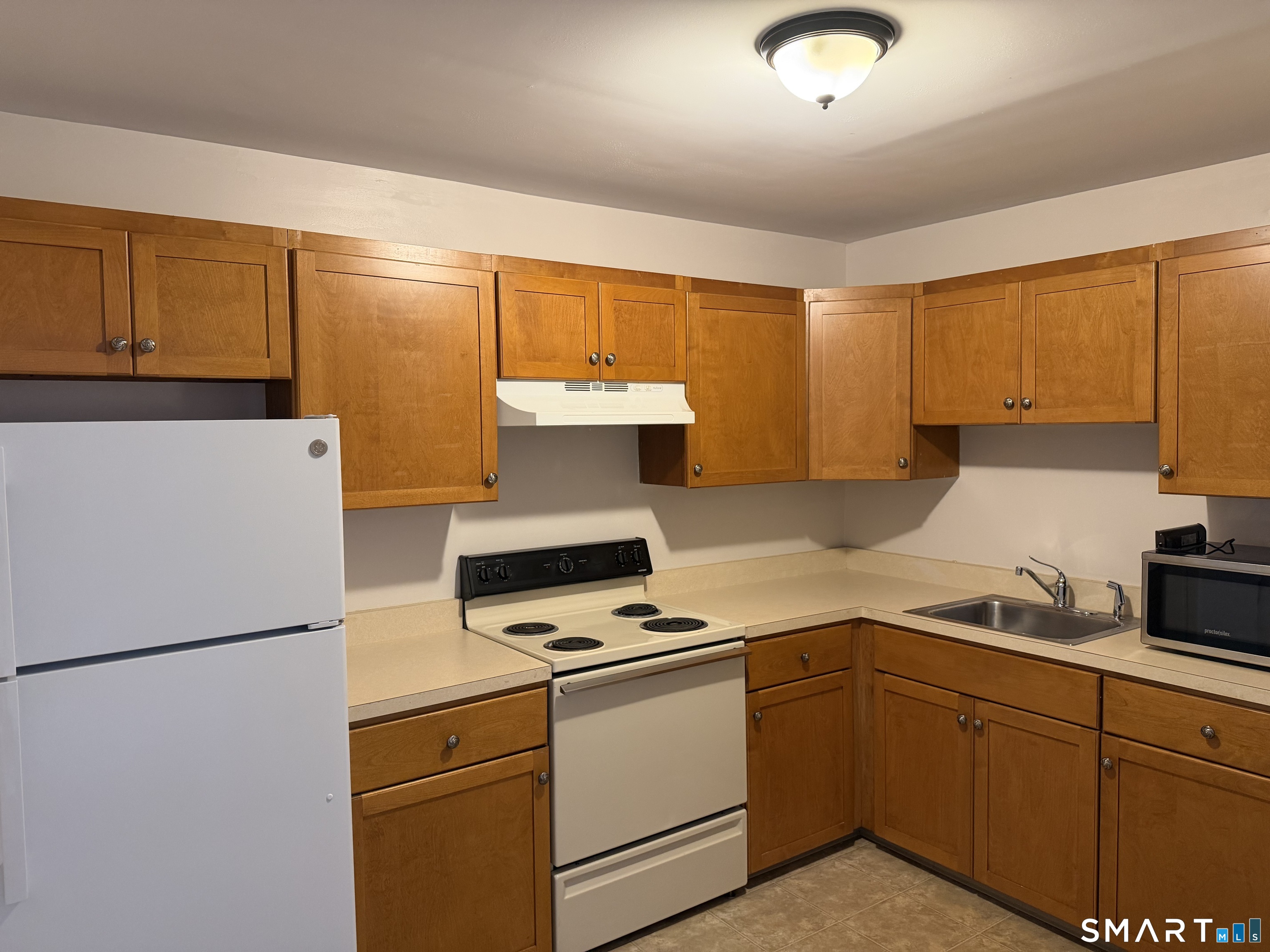 4 Bridge Street New Hartford CT 06057