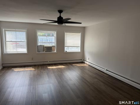 4 Bridge Street New Hartford CT 06057