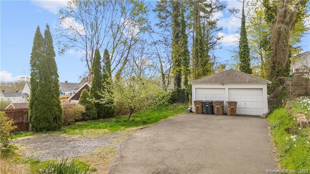 112 Colonial Road Stamford CT 06906