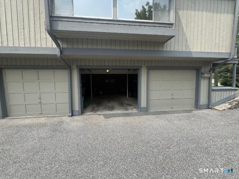 302 Heritage Village Southbury CT 06488