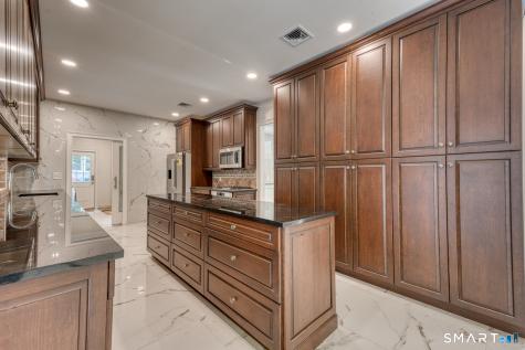 171 Oregon Road Meriden CT 06451