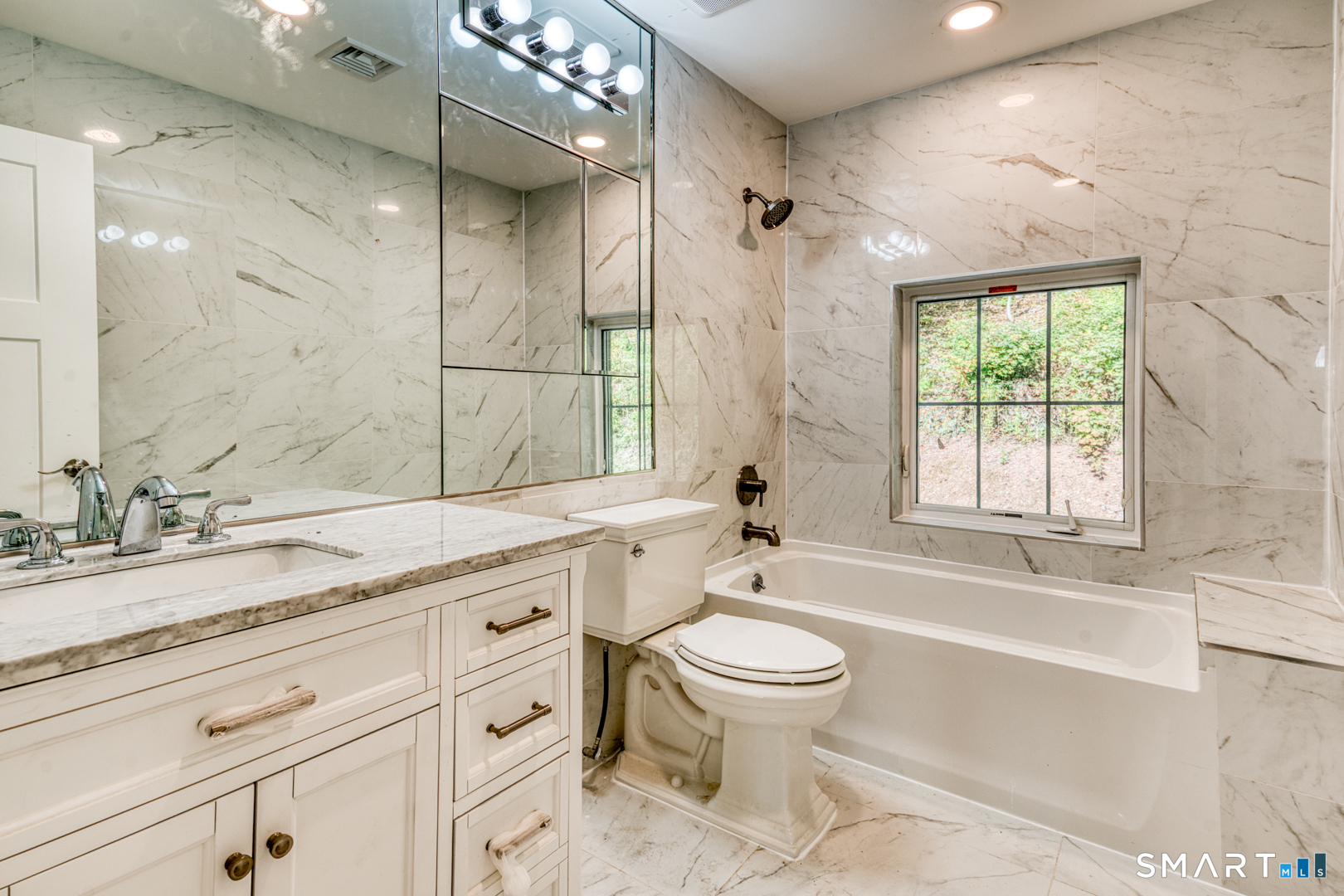 171 Oregon Road Meriden CT 06451