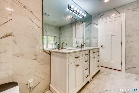 171 Oregon Road Meriden CT 06451
