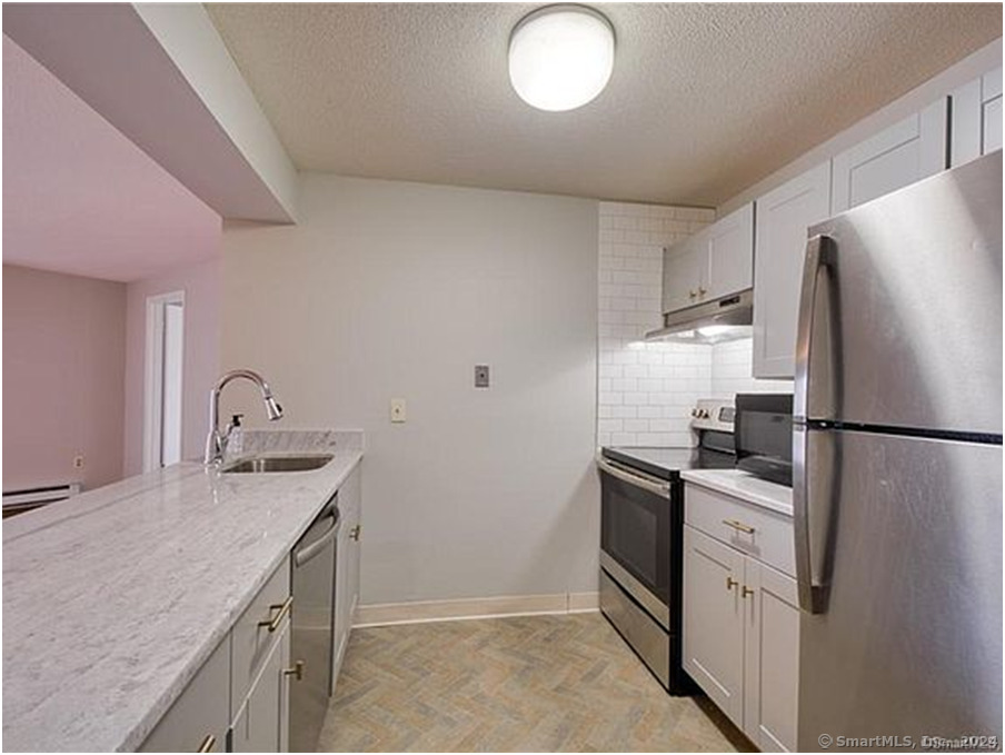 181 Loomis Drive West Hartford CT 06107