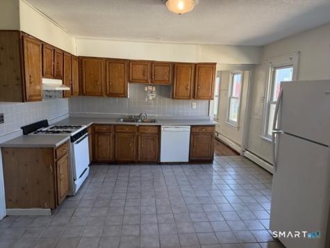 83 Baldwin Avenue Waterbury CT 06706