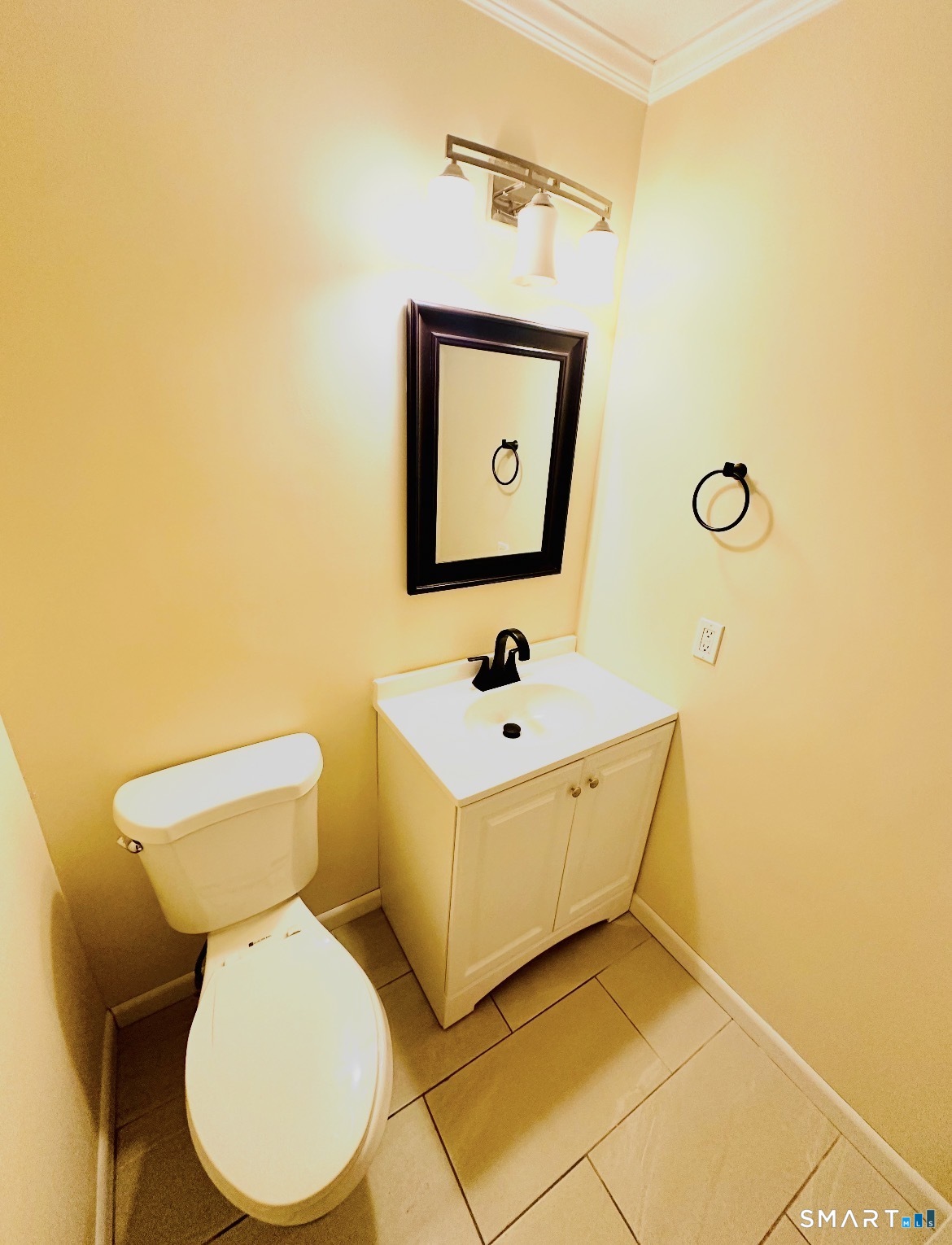 94 Cynthia Lane Middletown CT 06457