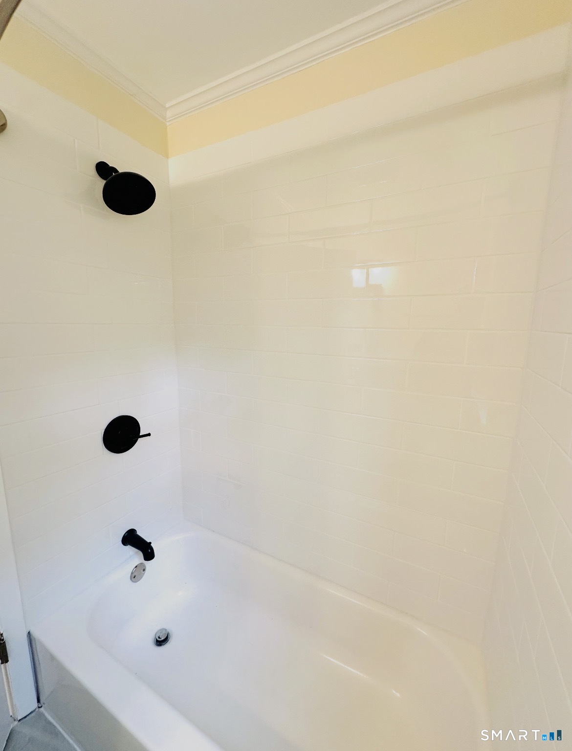 94 Cynthia Lane Middletown CT 06457