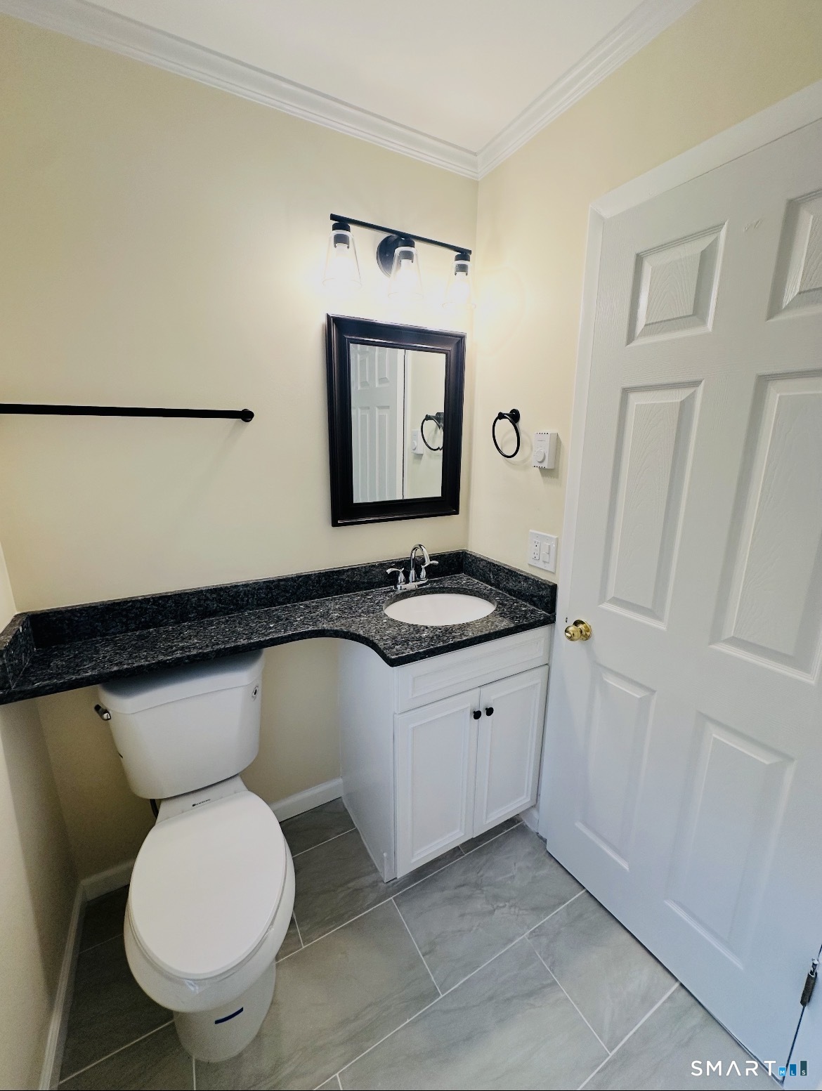 94 Cynthia Lane Middletown CT 06457