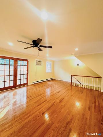 94 Cynthia Lane Middletown CT 06457