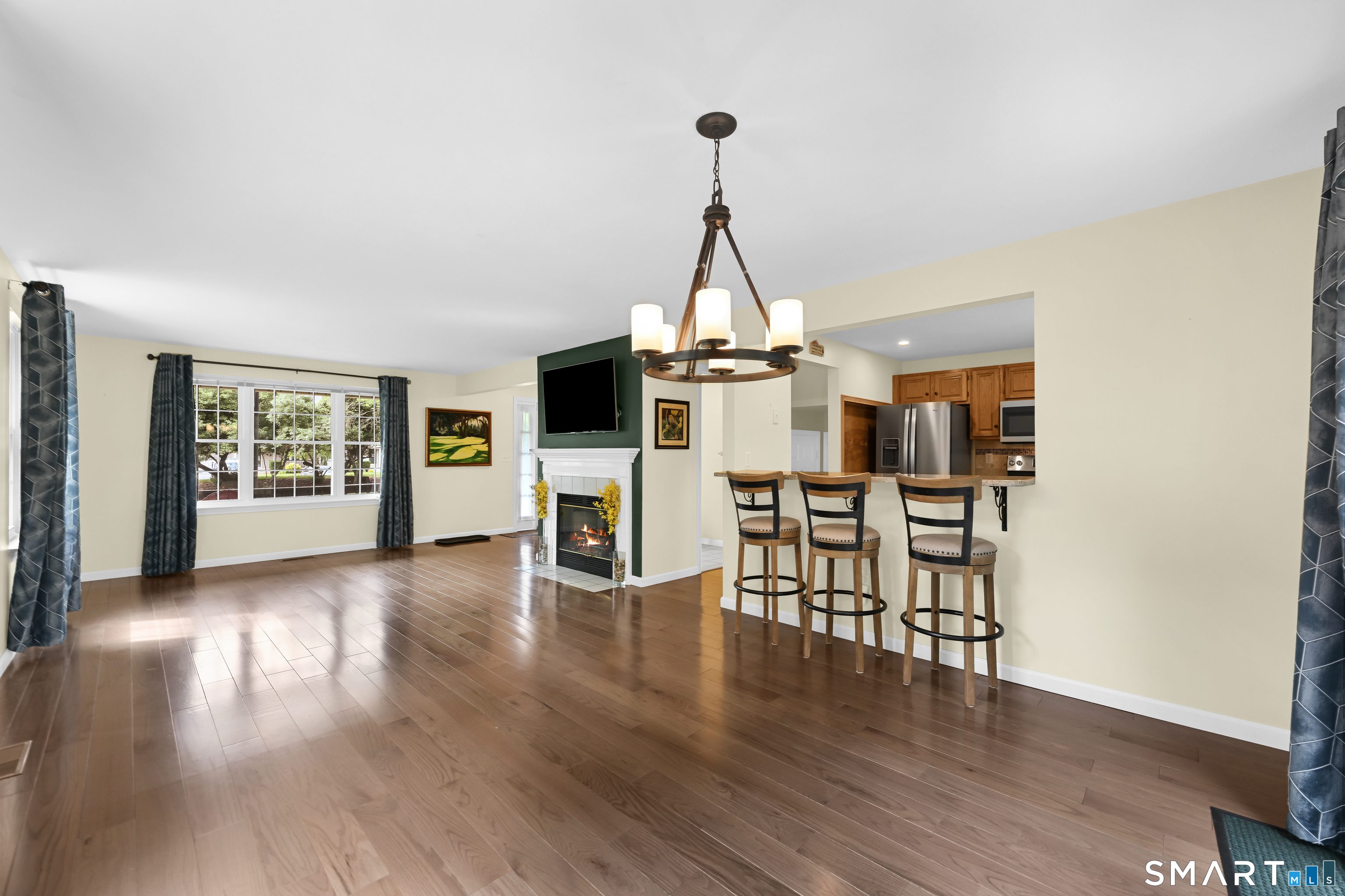 2202 Meadowview Drive East Windsor CT 06088
