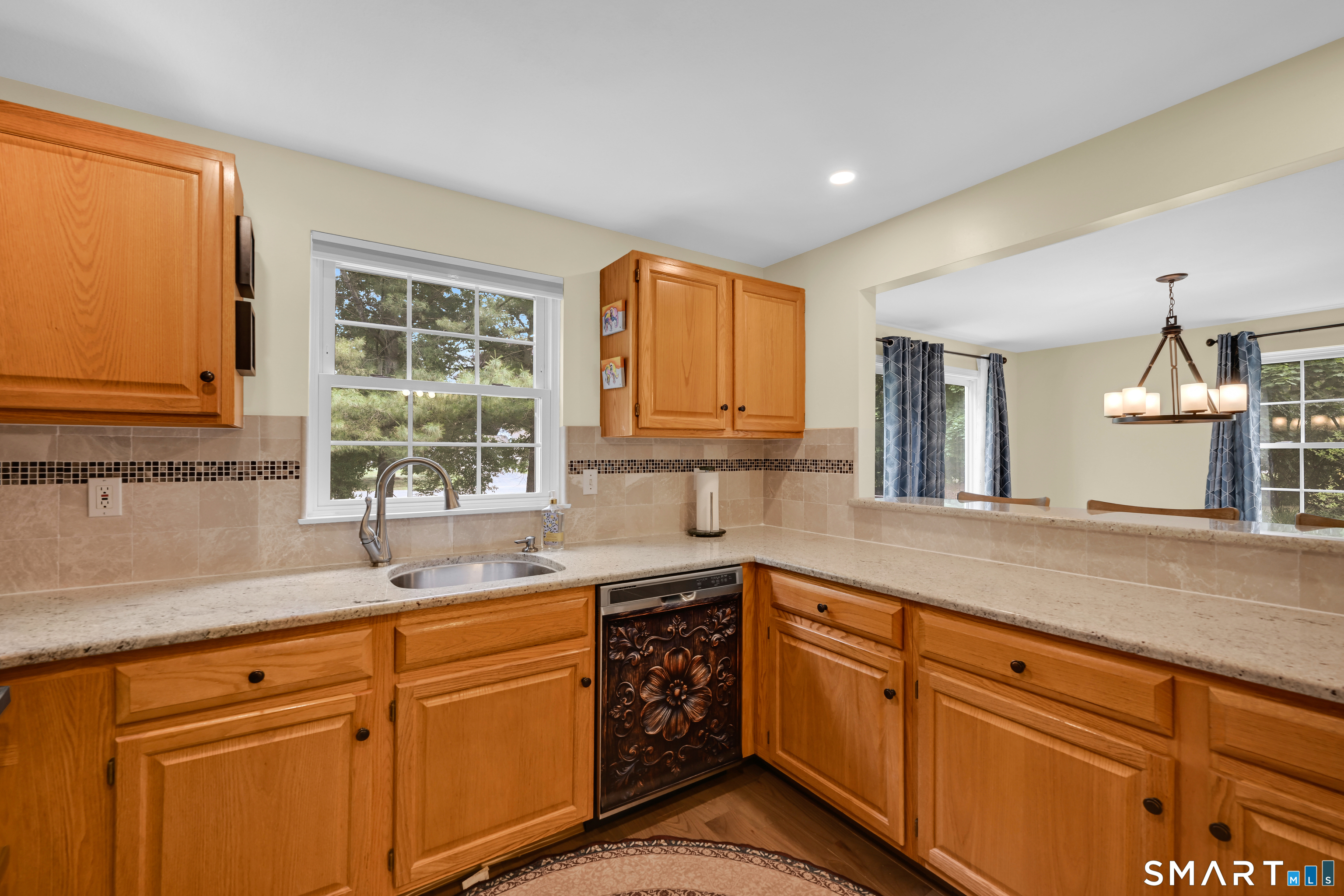 2202 Meadowview Drive East Windsor CT 06088