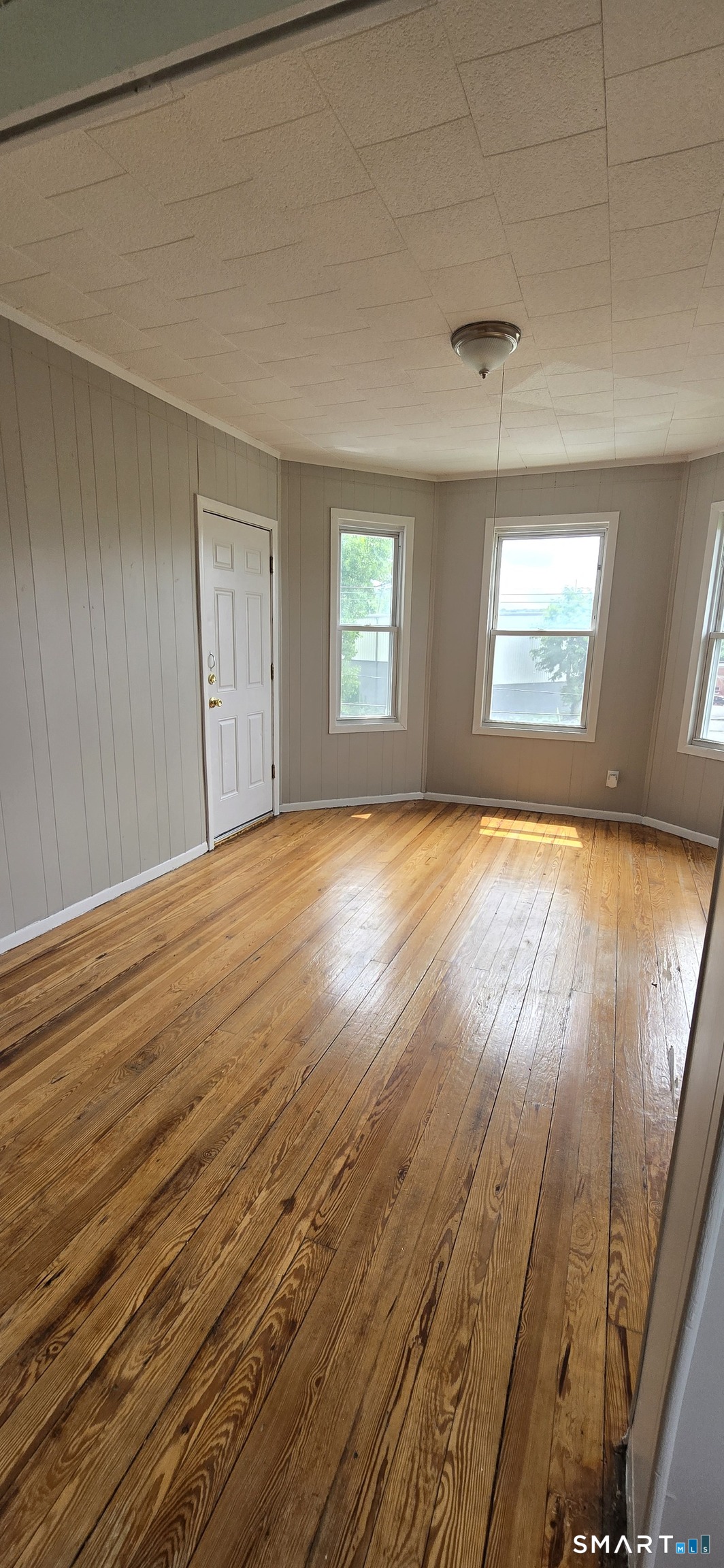 31 Sheffield Street Waterbury CT 06704