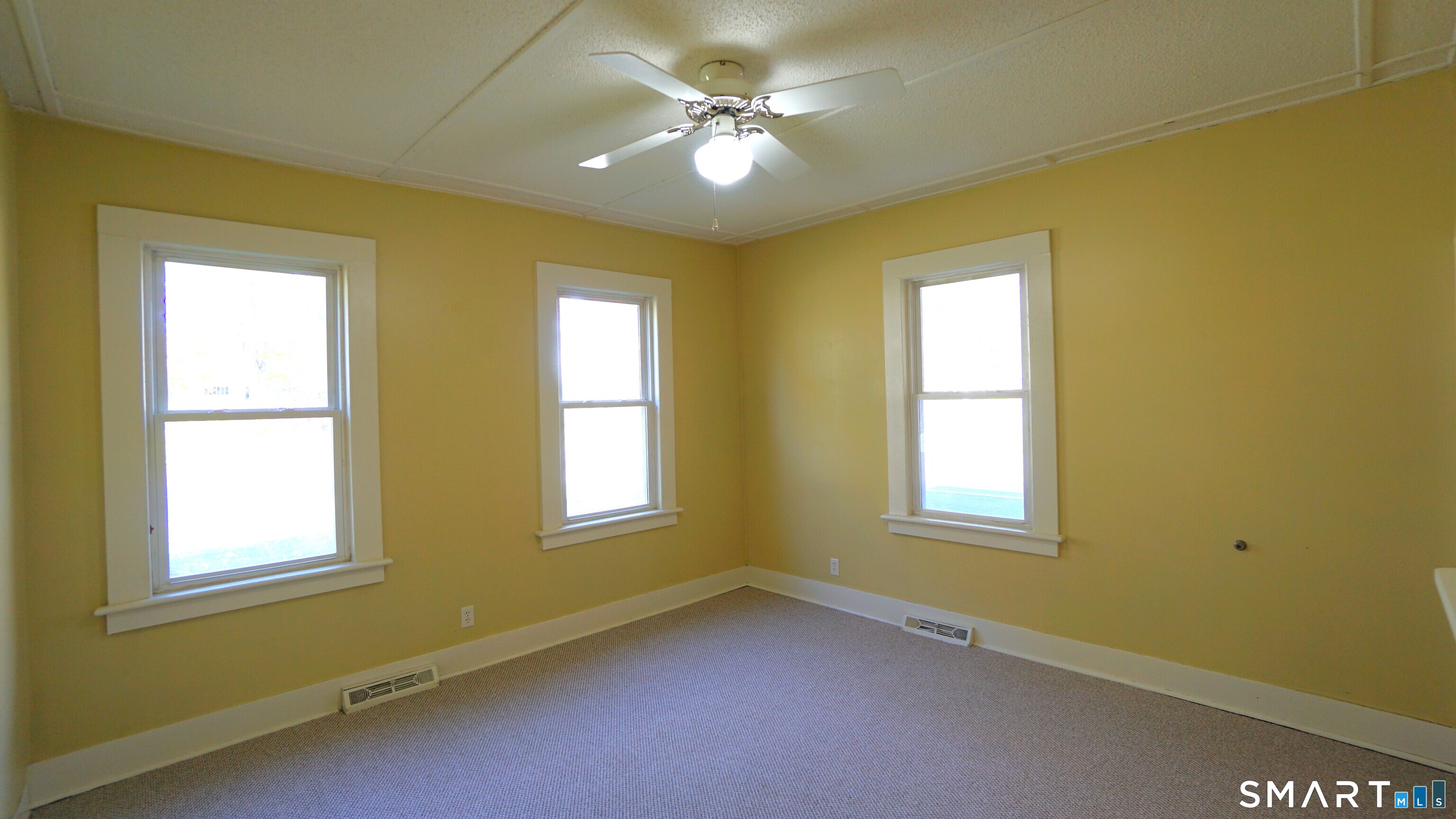 42 Woodbridge Street Manchester CT 06042