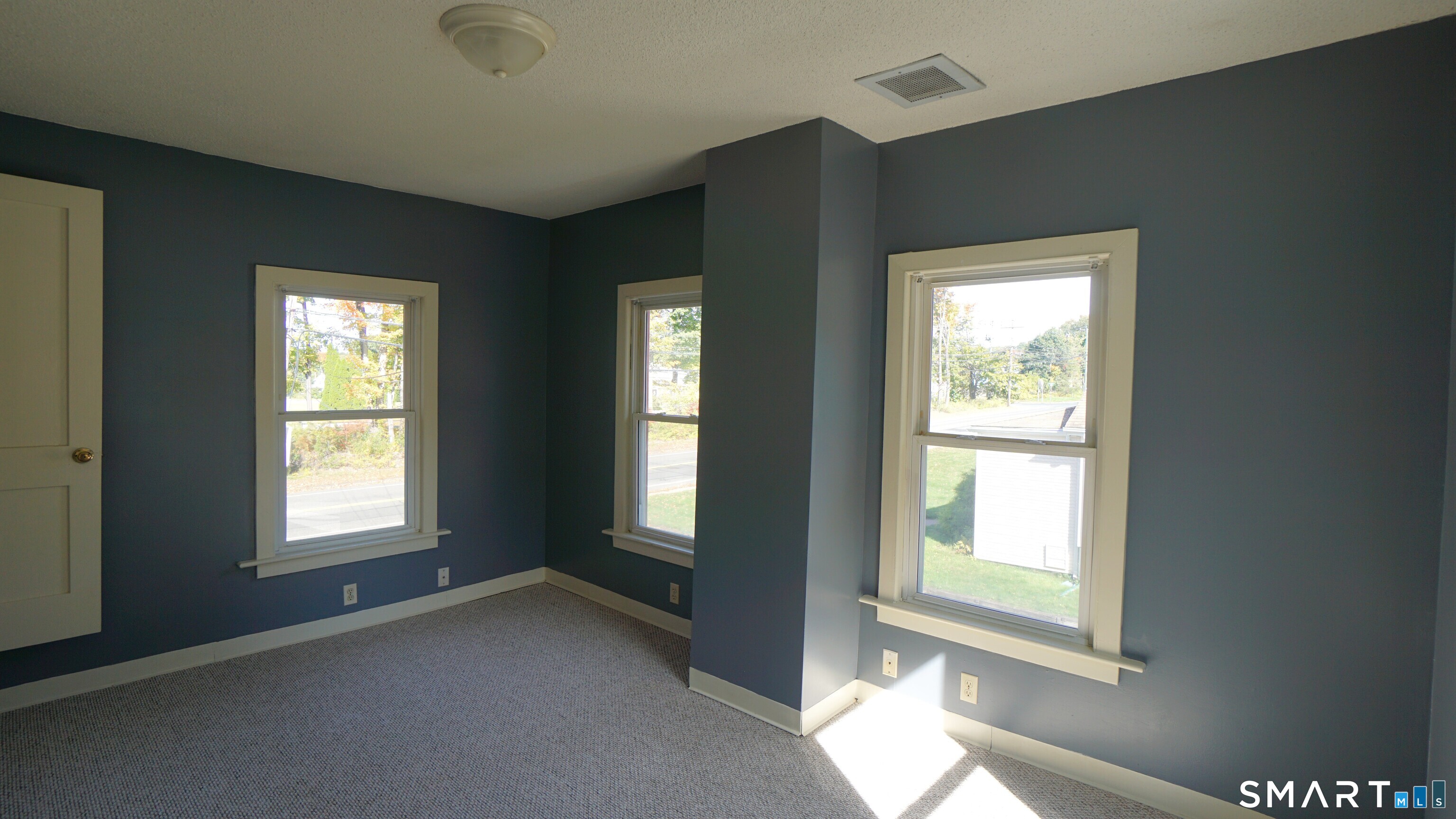 42 Woodbridge Street Manchester CT 06042