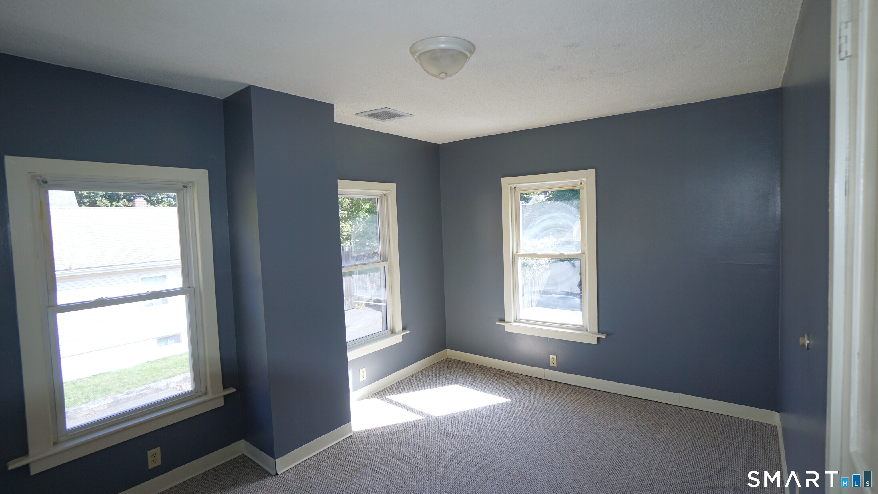 42 Woodbridge Street Manchester CT 06042