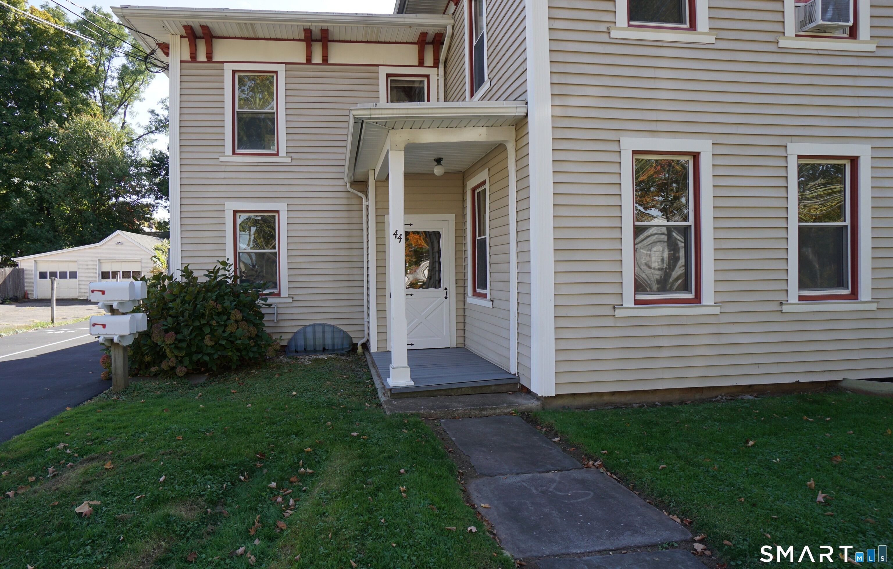 42 Woodbridge Street Manchester CT 06042
