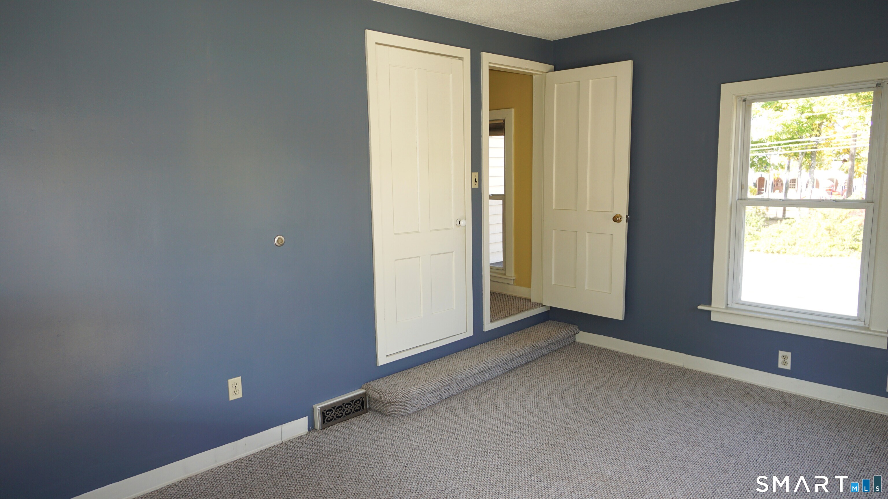 42 Woodbridge Street Manchester CT 06042