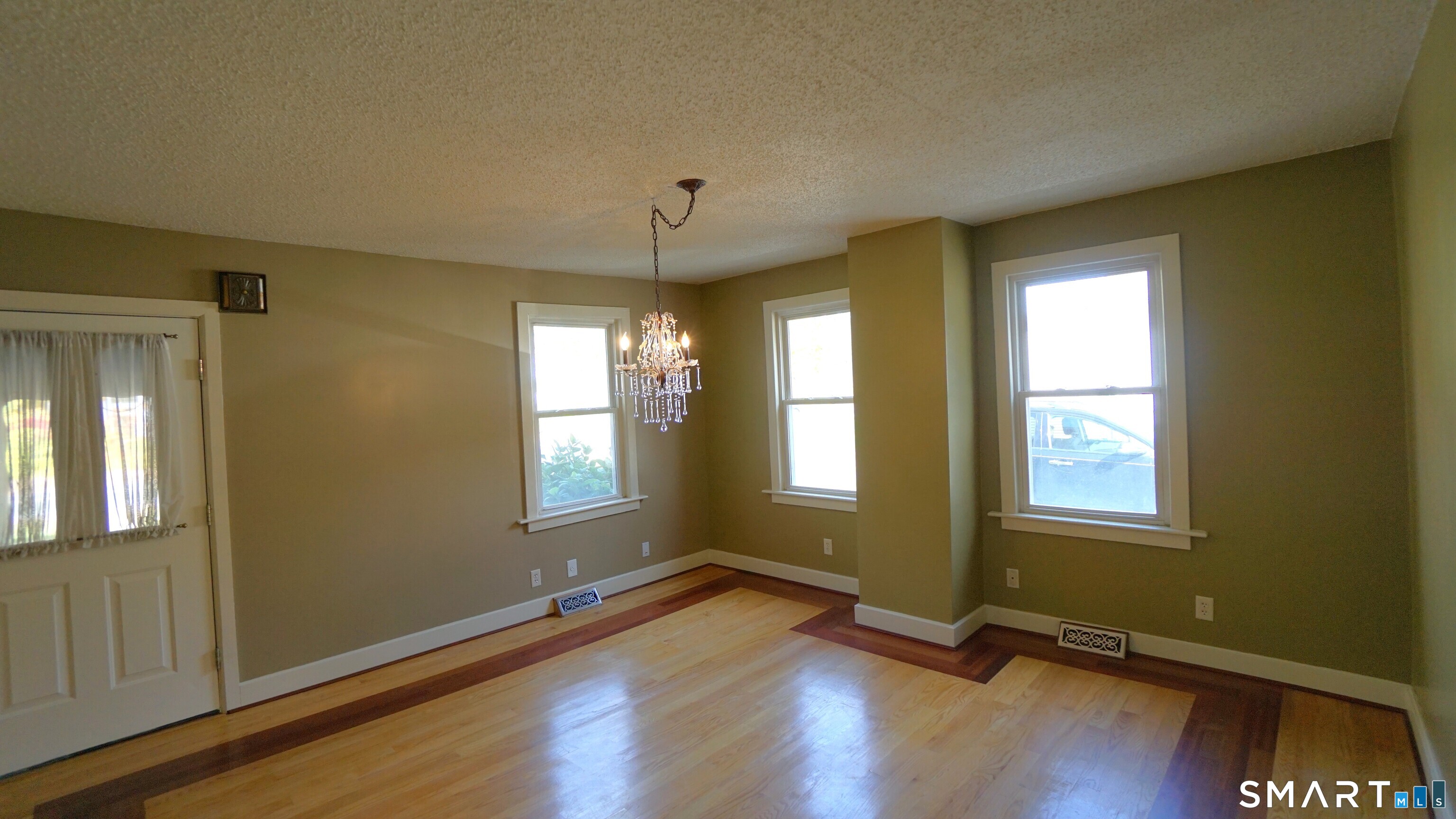 42 Woodbridge Street Manchester CT 06042