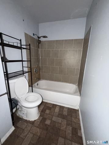 69 Lounsbury Street Waterbury CT 06706
