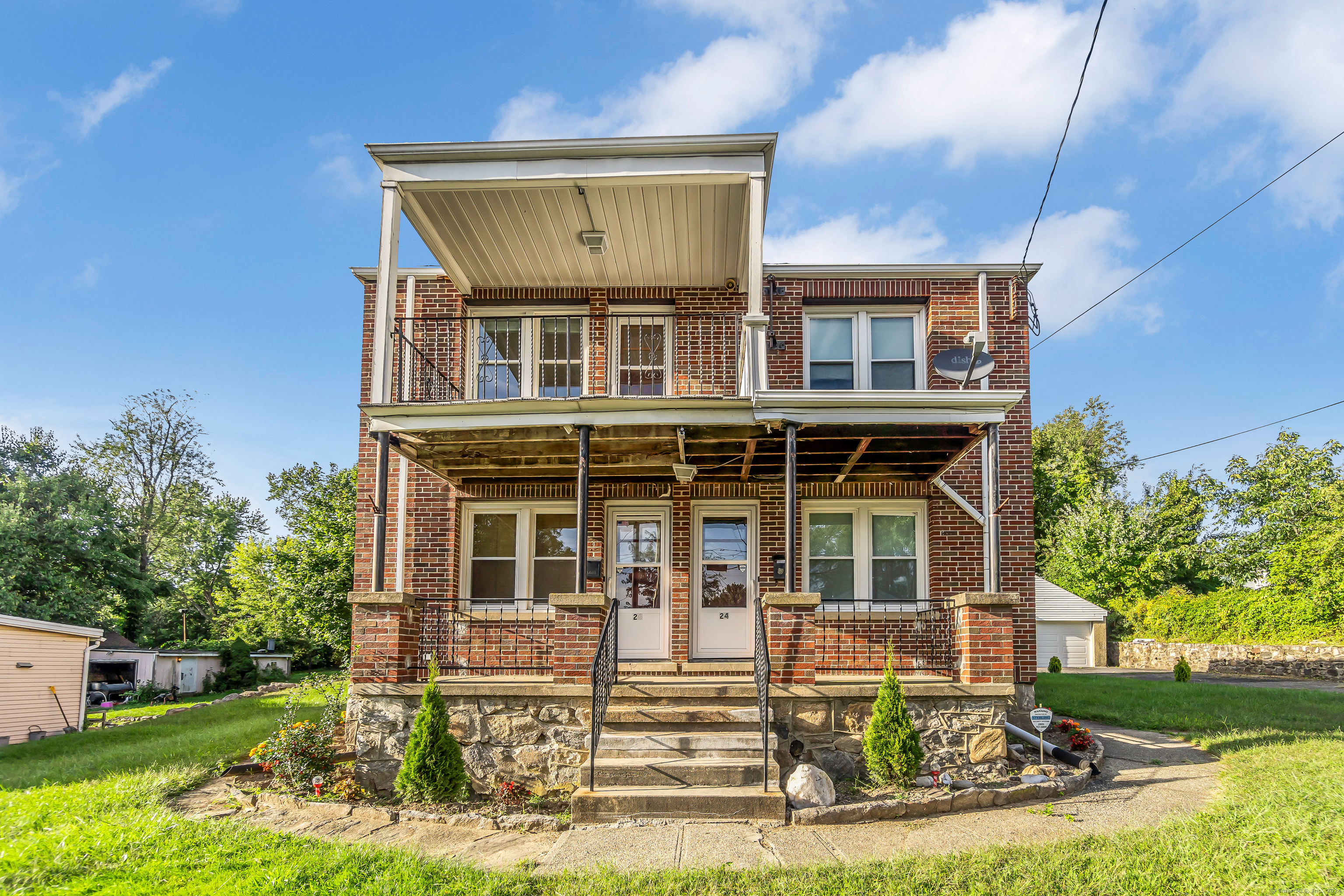 26 Pilgrim Avenue Waterbury CT 06704