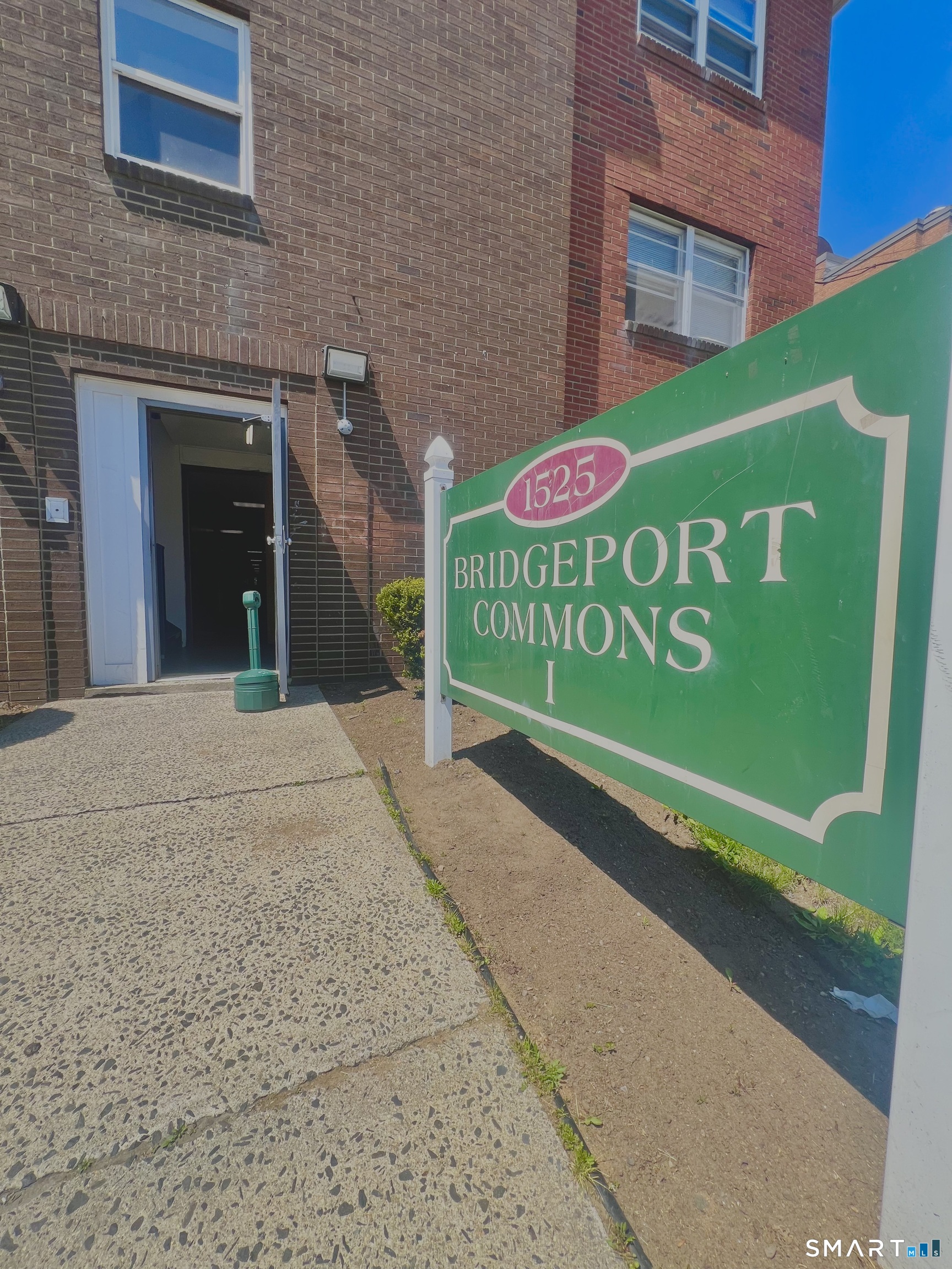 1525 Central Avenue Bridgeport CT 06610