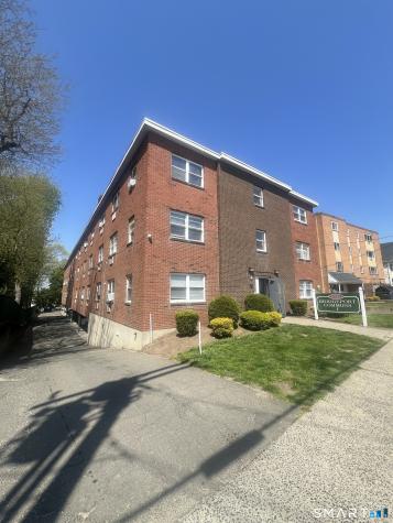 1525 Central Avenue Bridgeport CT 06610