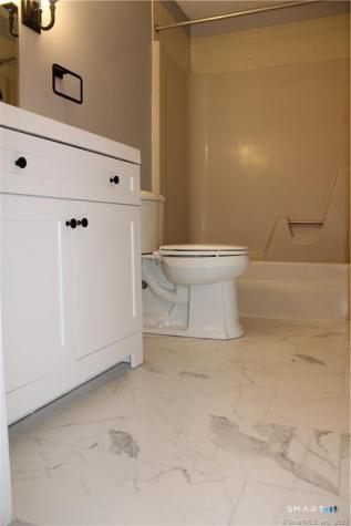 36 Tinsmith Crossing Wethersfield CT 06109