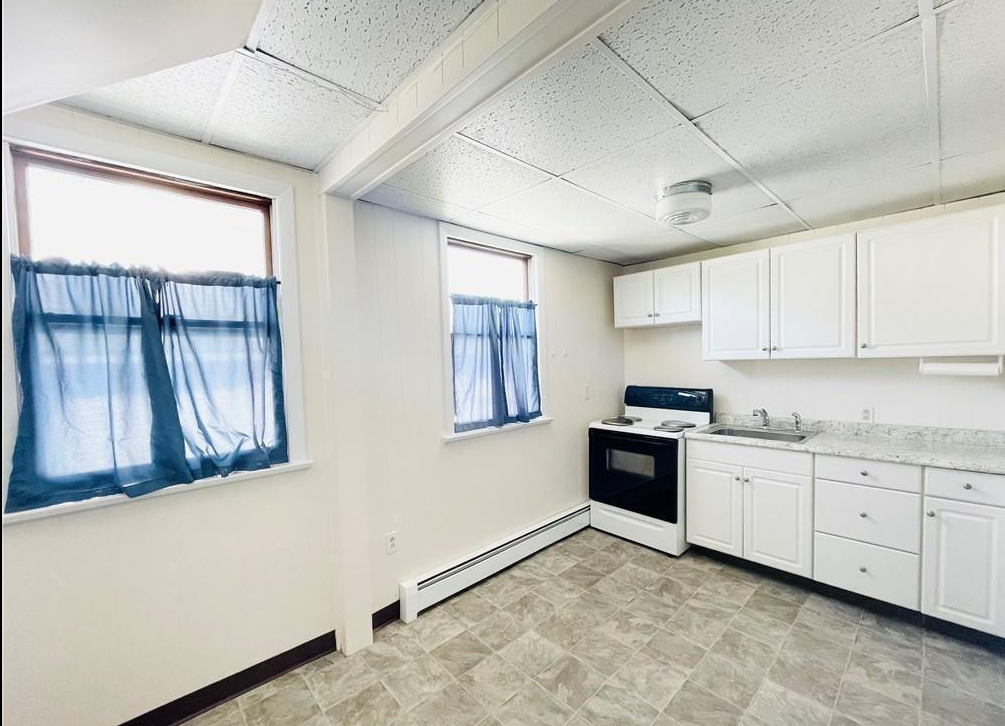 425 Montauk Avenue New London CT 06320