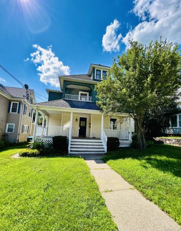 27 Pleasant Street Putnam CT 06260