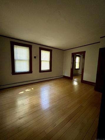 27 Pleasant Street Putnam CT 06260