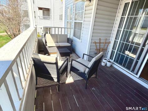 1 Forest Glen Circle Middletown CT 06457