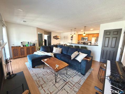 1 Forest Glen Circle Middletown CT 06457