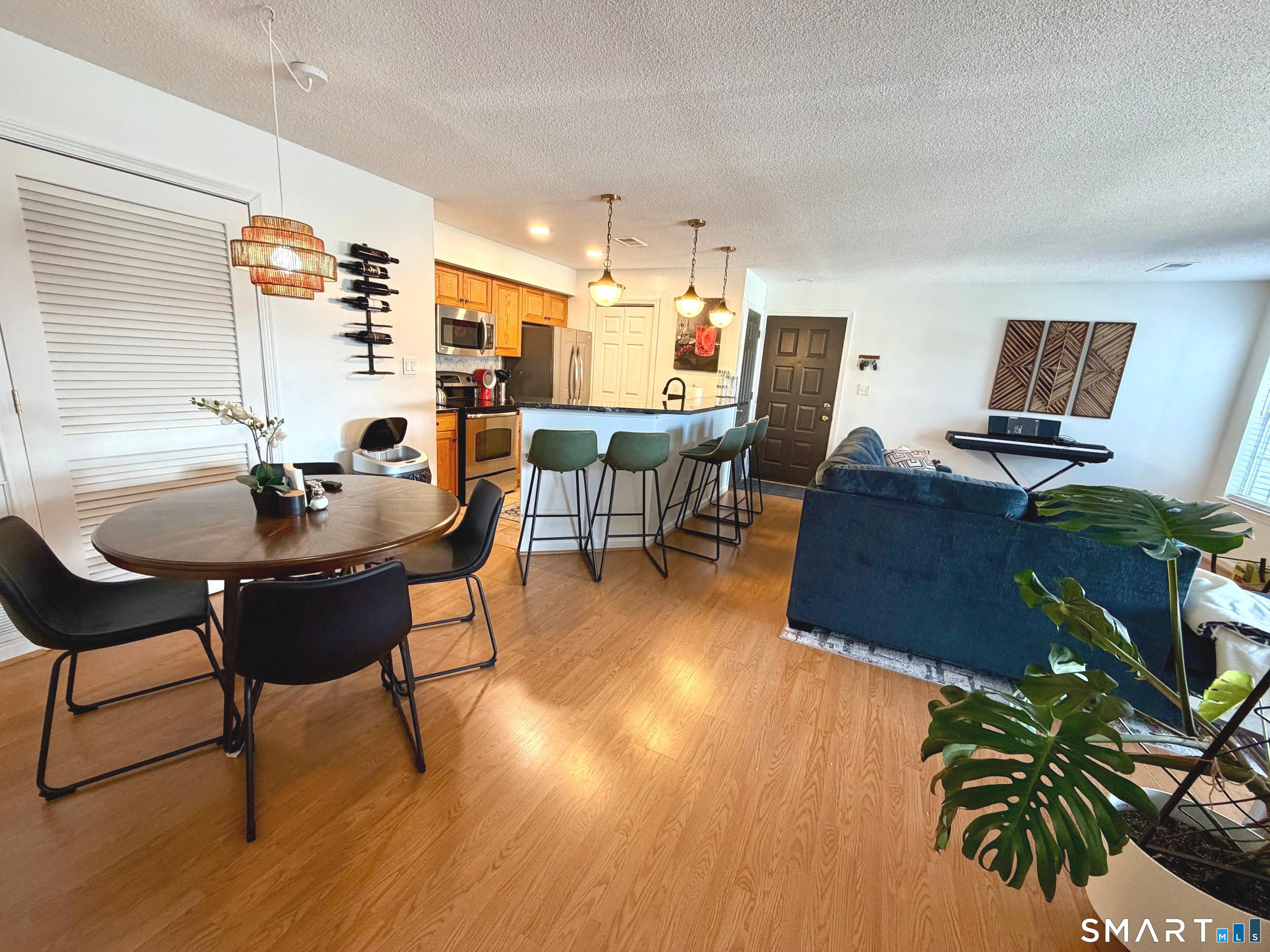 1 Forest Glen Circle Middletown CT 06457