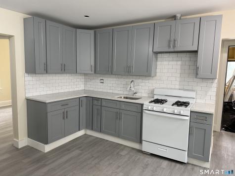 82 Bunker Hill Avenue Waterbury CT 06708