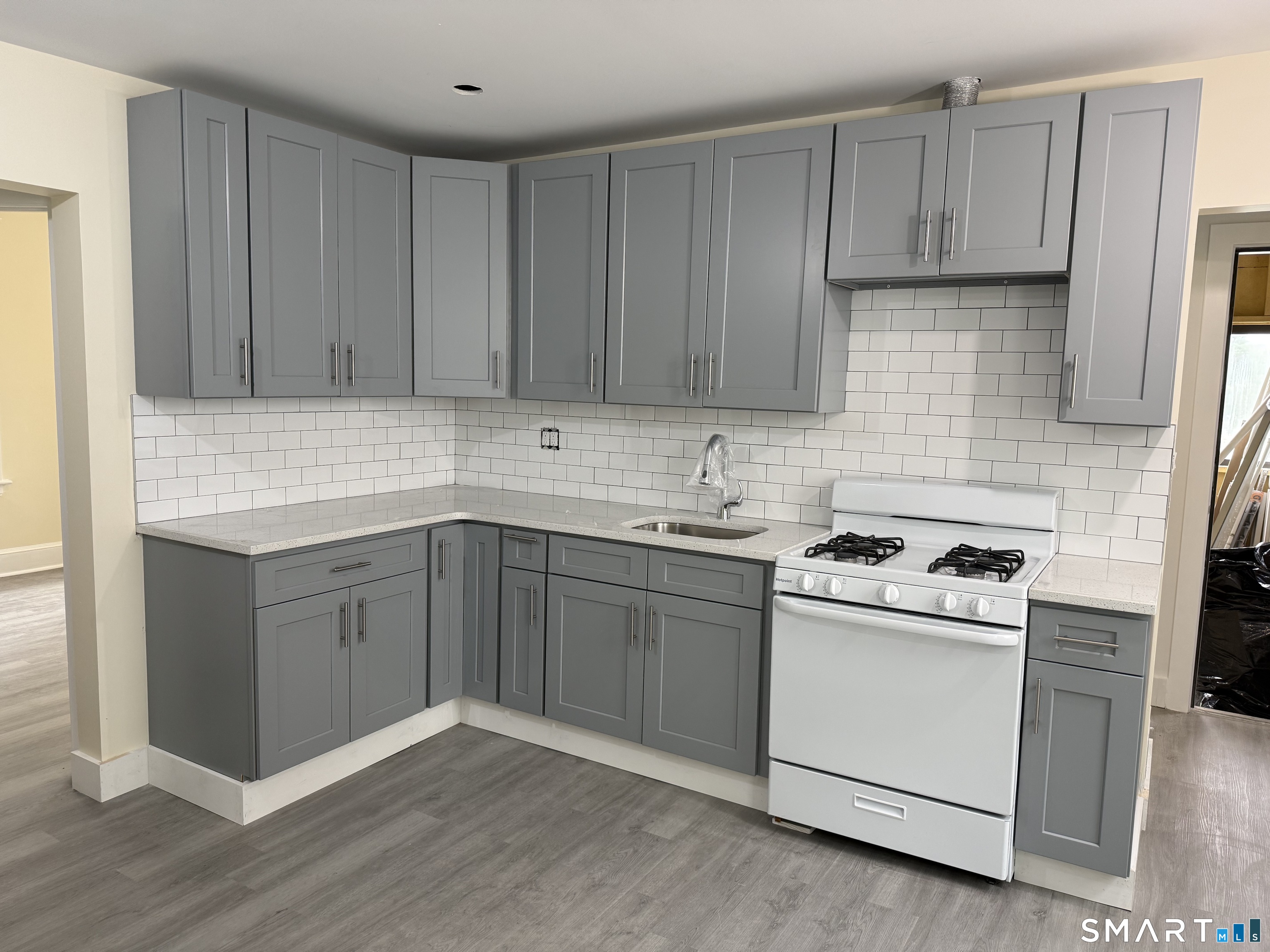 82 Bunker Hill Avenue Waterbury CT 06708