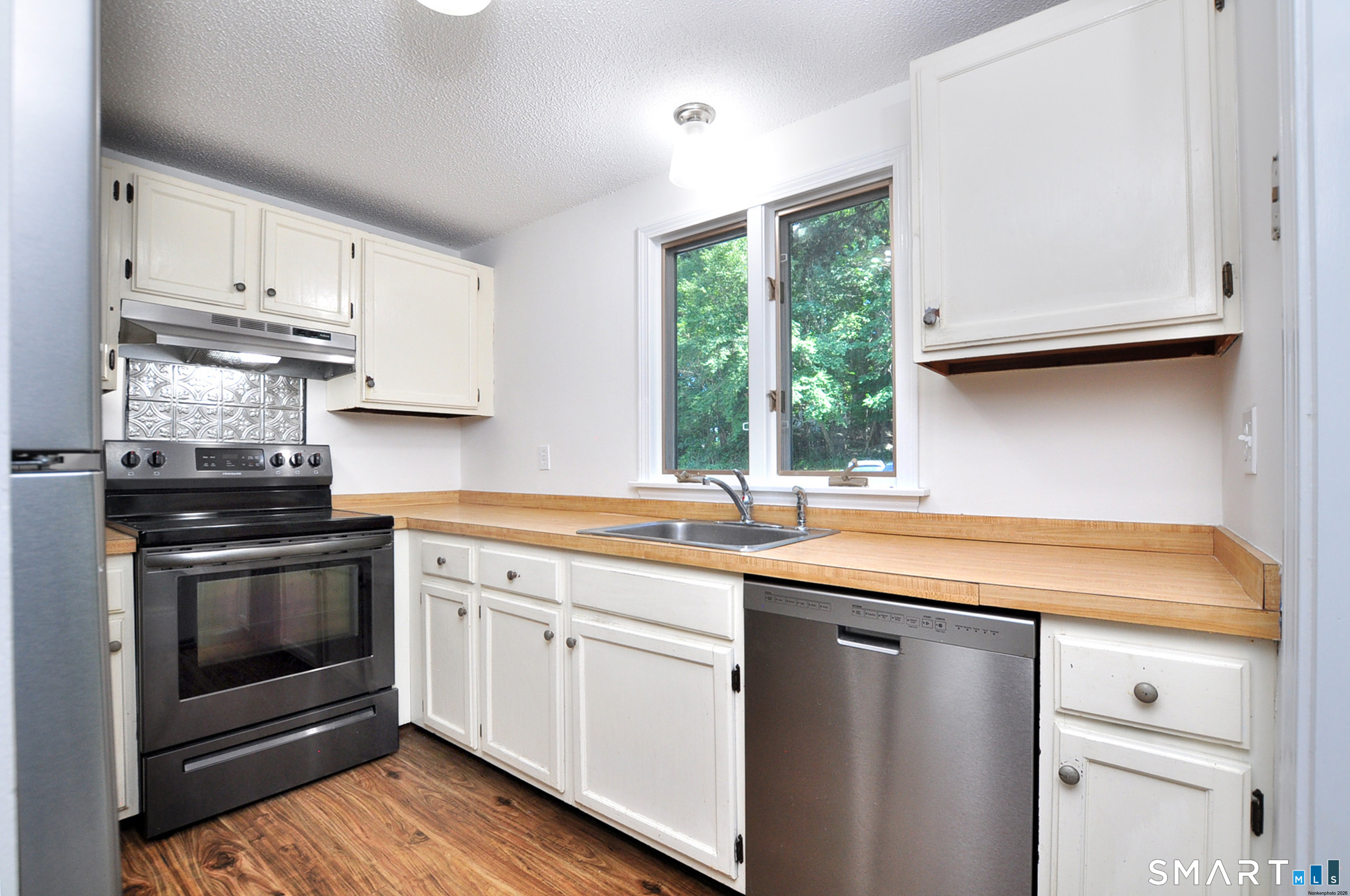 45 River Colony Guilford CT 06437