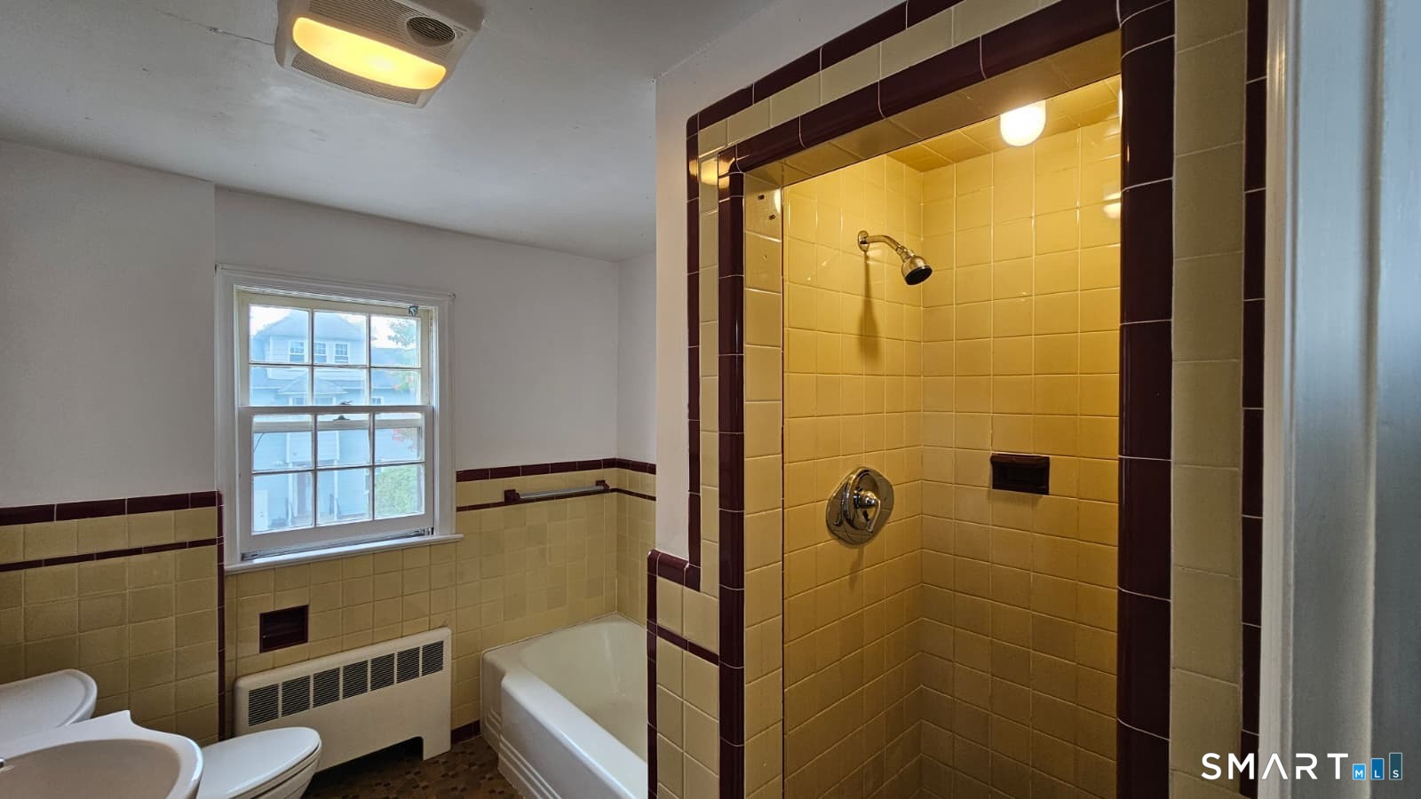 25 Regent Street Bridgeport CT 06606