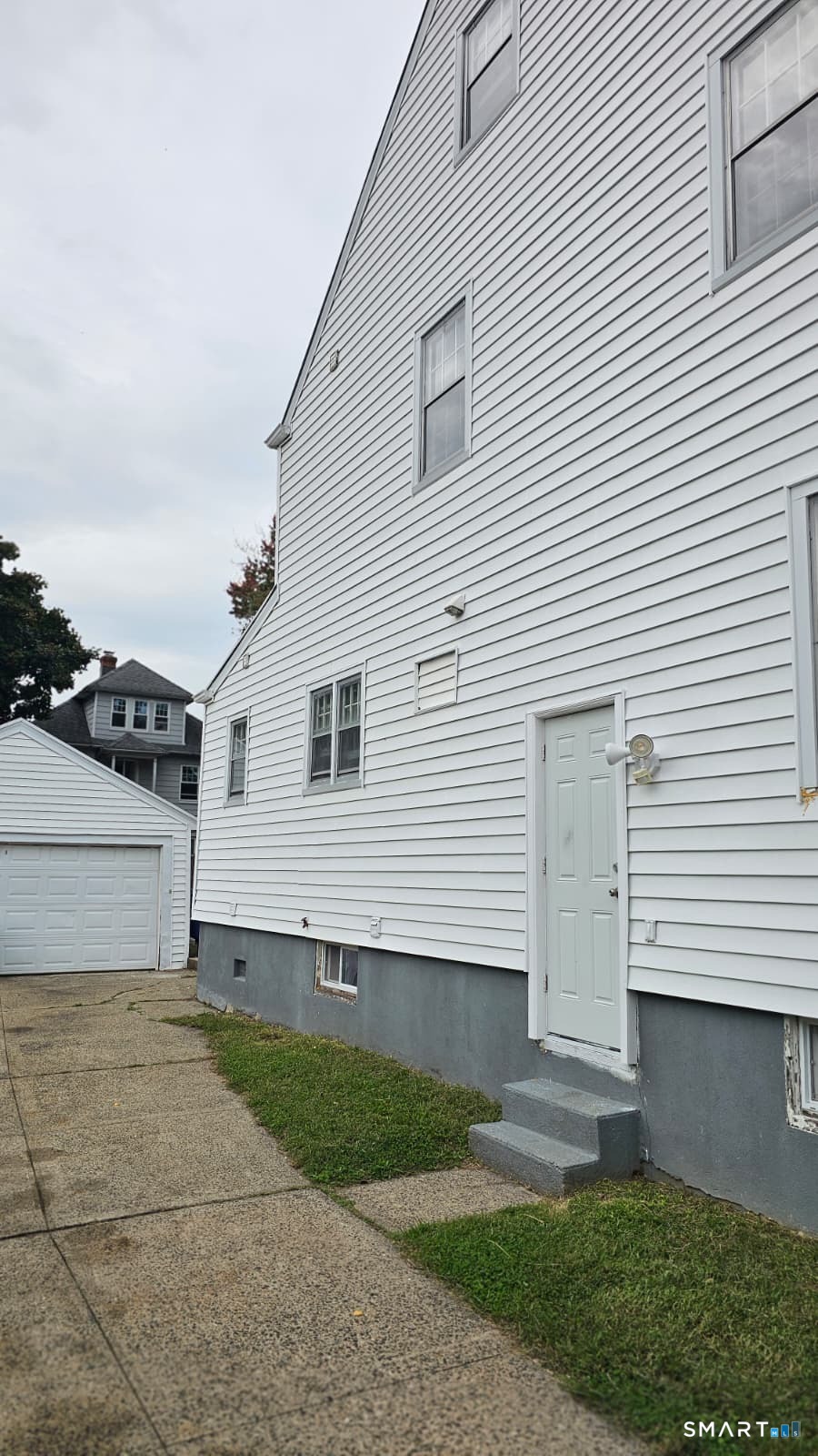 25 Regent Street Bridgeport CT 06606