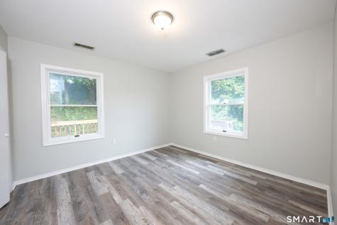 799 Foxon Road East Haven CT 06513
