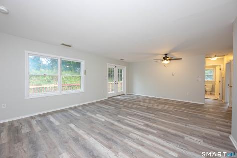 799 Foxon Road East Haven CT 06513