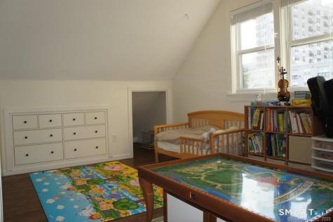 16 Manor Street Stamford CT 06902
