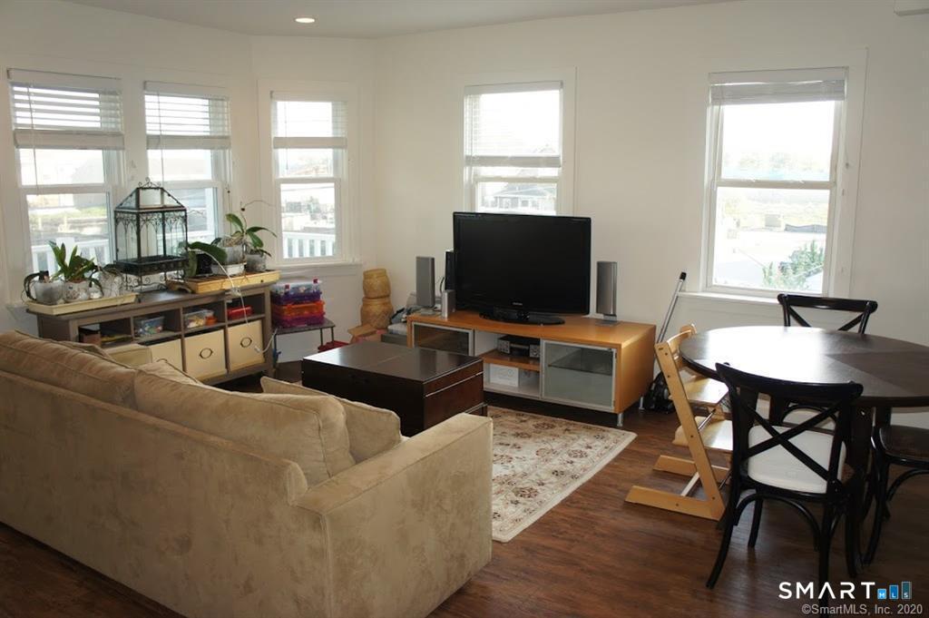 16 Manor Street Stamford CT 06902