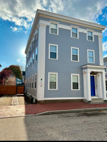 16 Starr Street New London CT 06320