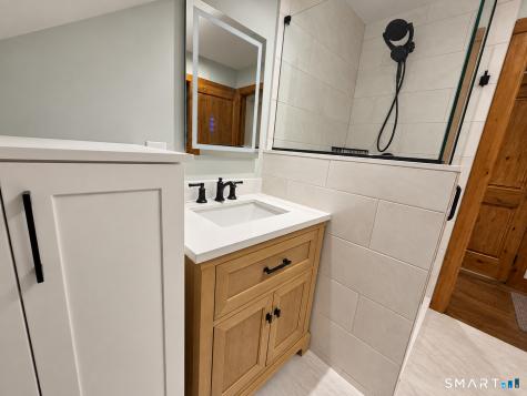 12 Cedarstone Road Oxford CT 06478
