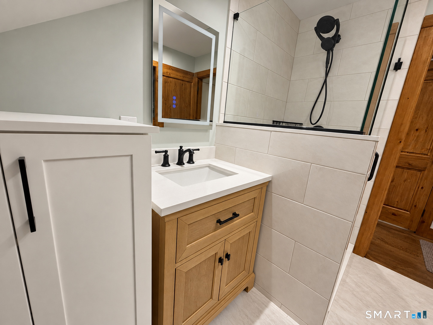 12 Cedarstone Road Oxford CT 06478