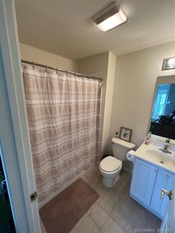 1305 Sienna Drive Danbury CT 06810