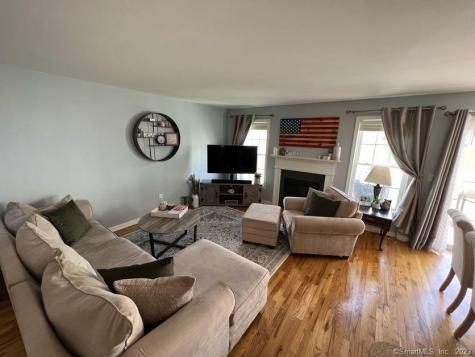 1305 Sienna Drive Danbury CT 06810