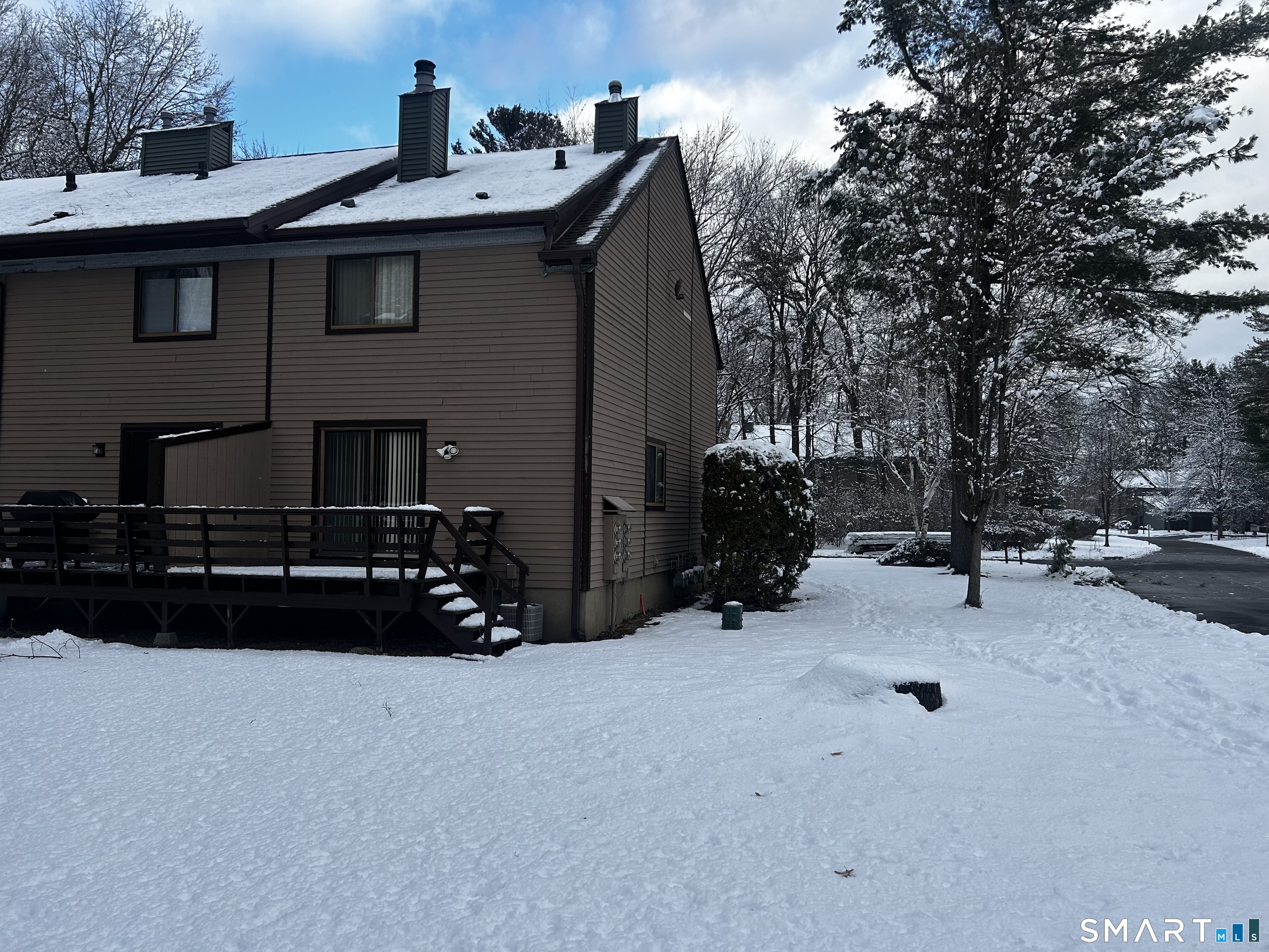 151 Wynwood Drive Enfield CT 06082