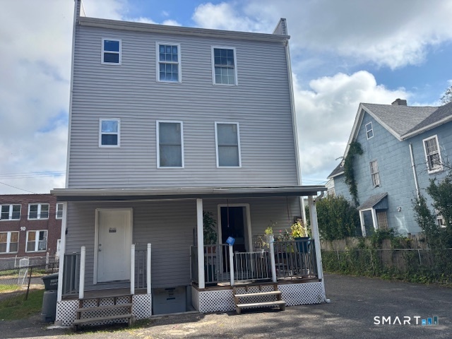 Bridgeport CT, 561 Hollister Avenue, Unit 3